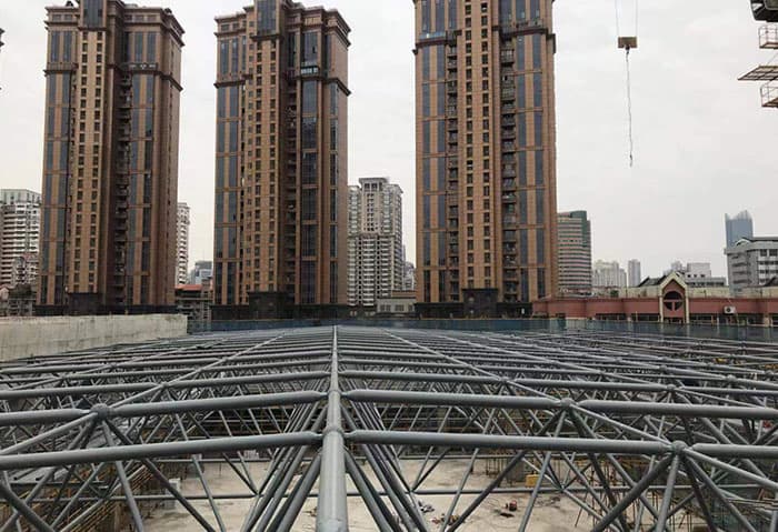 华阴螺栓球网架结构